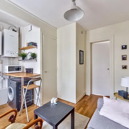 Bright 28m² *paris 17* Apartment *